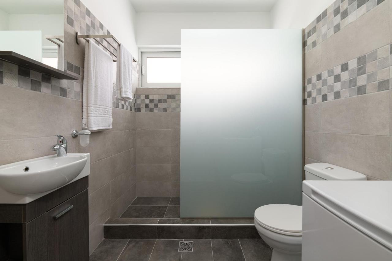 Mailo&Luke Apartments Rhodes City ภายนอก รูปภาพ