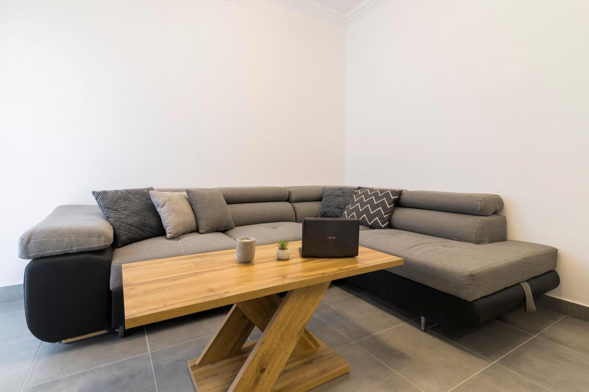 Mailo&Luke Apartments Rhodes City ภายนอก รูปภาพ